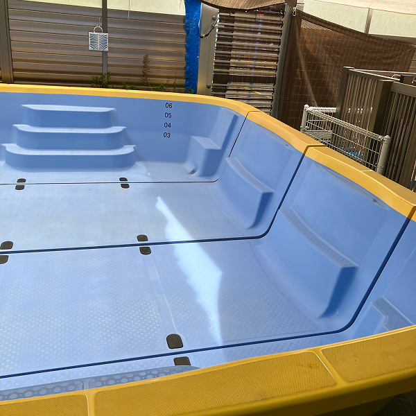 園内プールの様子